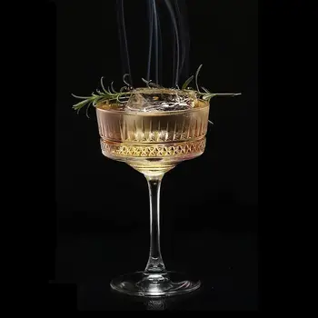 260ml Martini pohára Vyryté Pruhy Šampanské Koktailového pohára Pohár Home Bar poháre na Víno, Nočný Klub Strany Svadobné Fire Drinkware
