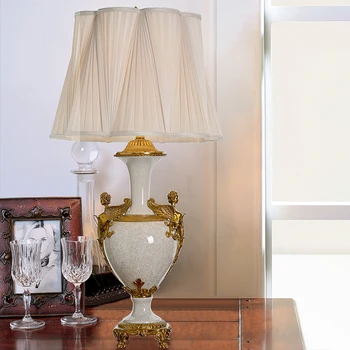 Francúzsky Starožitné Luxusné Dve Liate Bronzové Sochy Uhol A Biely Porcelán Kvet Intarzie Stolové Lampy, Spálňa A Obývacia Izba
