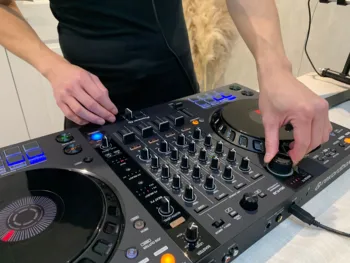 LETNÝ PREDAJ ZĽAVU NA 2022 Pioneer DJ DDJ-FLX6 4-deck Rekordbox a Serato DJ Controller