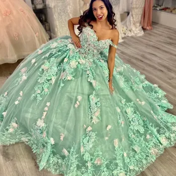 Luxusné Zelená Princezná Quinceanera Šaty Off Ramenný Iskrivý 3D Kvety Appliques Crystal Vestidos De 15 Años Prom Party 2024