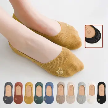 Móda Bavlna Spodný Tenké Náhodné Farebné Ponožky Loď Ponožky Plytké Úst Ponožky Neviditeľné Výšivky Ponožky