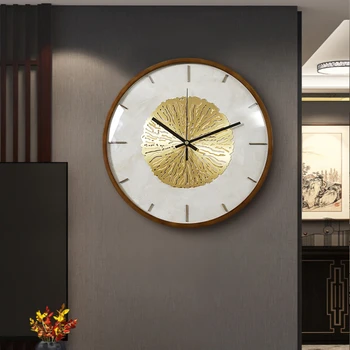 Nová Čínska orech light luxusná obývacia izba nástenné hodiny atmosféry domova módne hodiny moderné, kreatívne nástenné hodiny